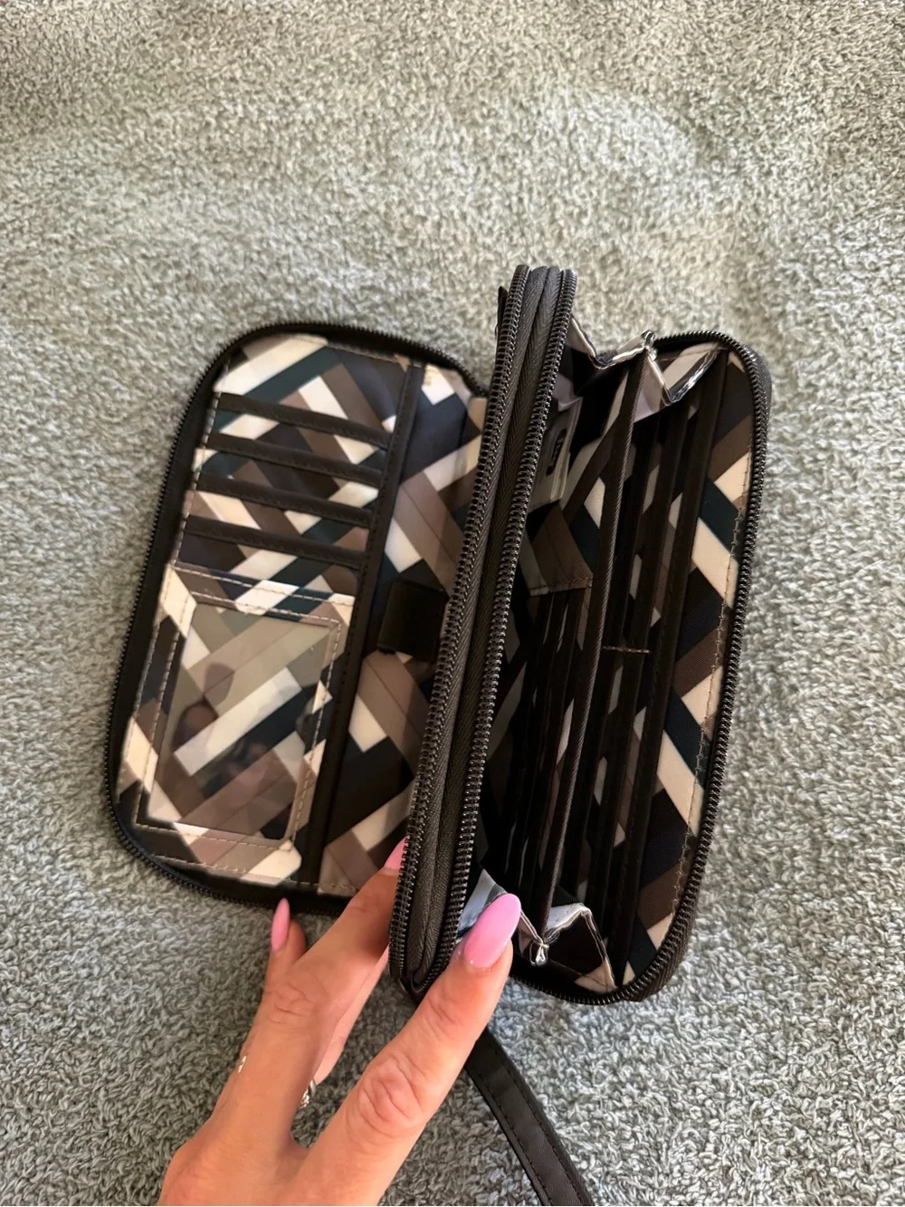 Lug Black Quilted Double Zip Wallet Wristlet – Never Used